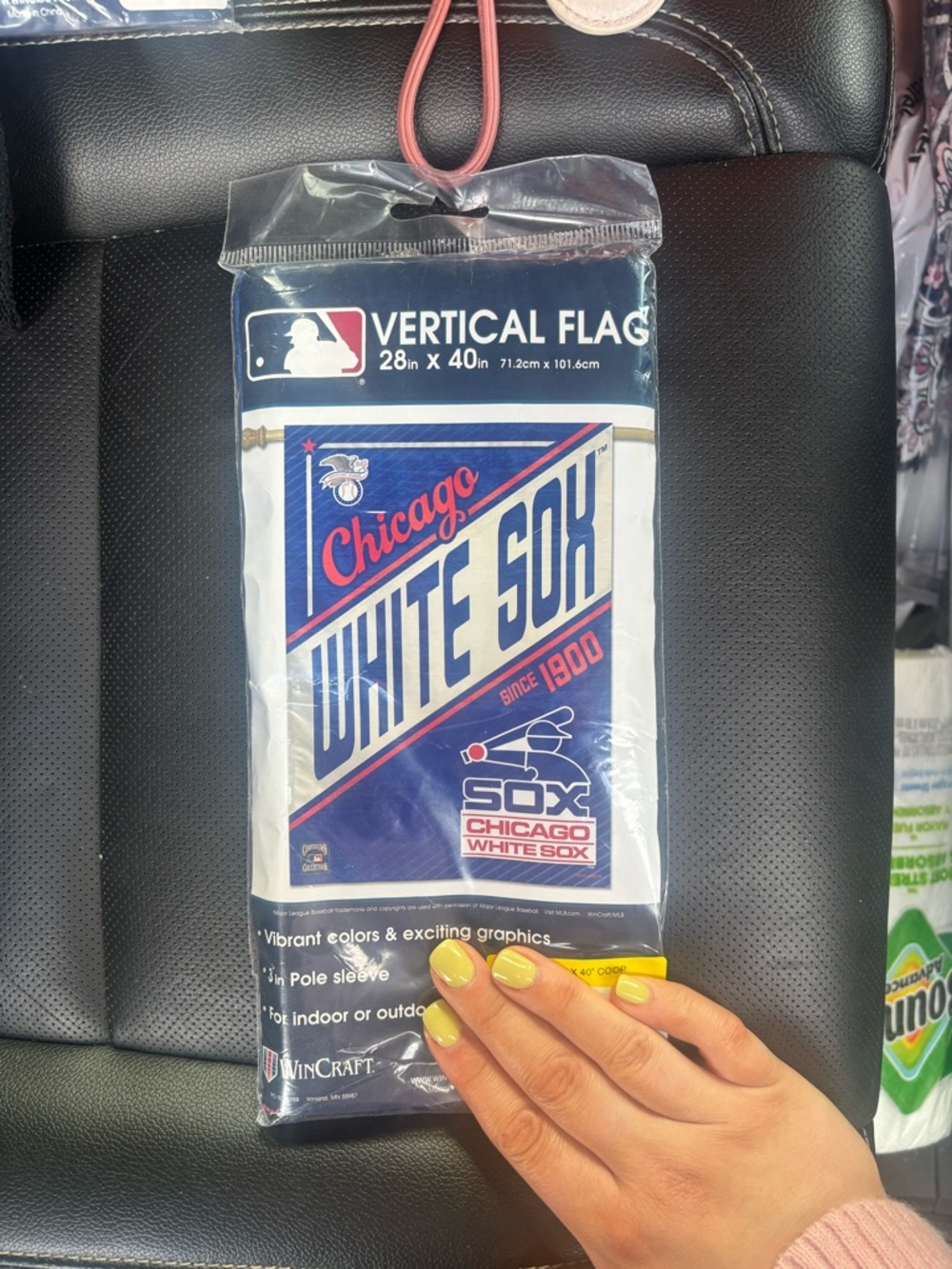 Chicago White Sox vertical flag